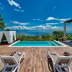 Vila Sea View Lina - With Private Pool, Table Tennis And Pikado Lovranska Draga