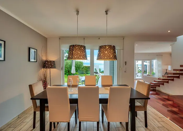 Sea View Lina - With Private Pool, Table Tennis And Pikado Villa Lovranska Draga