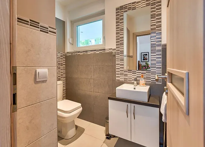 Villa Sea View Lina - With Private Pool, Table Tennis And Pikado *