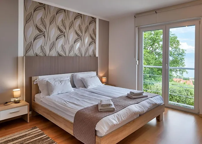 Sea View Lina - With Private Pool, Table Tennis And Pikado