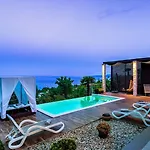 Sea View Lina - With Private Pool, Table Tennis And Pikado 别墅 *