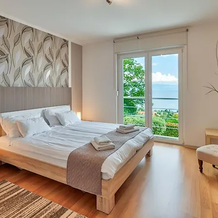 Sea View Lina - With Private Pool, Table Tennis And Pikado Villa Lovranska Draga