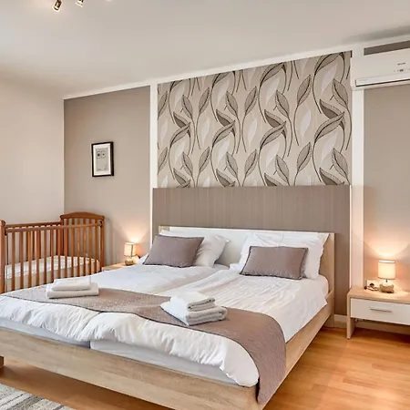 Sea View Lina - With Private Pool, Table Tennis And Pikado Villa