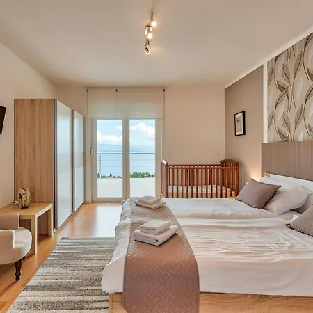 Sea View Lina - With Private Pool, Table Tennis And Pikado Villa