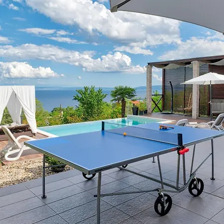 Villa Sea View Lina - With Private Pool, Table Tennis And Pikado